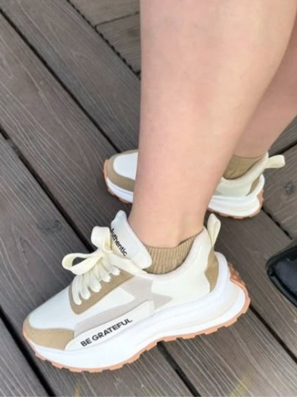 TENIS DEPORTIVO PARA DAMA LOREN