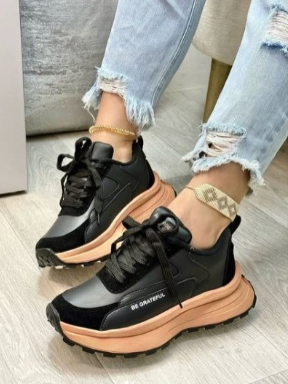 TENIS DEPORTIVO PARA DAMA LOREN